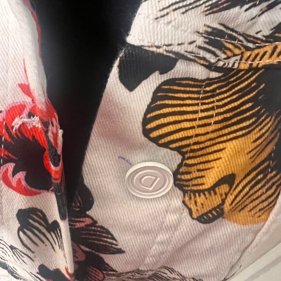 Desigual Women's White Hawaii Floral Print Jeans Jacket Size Large US NWT - Picture 9 of 16